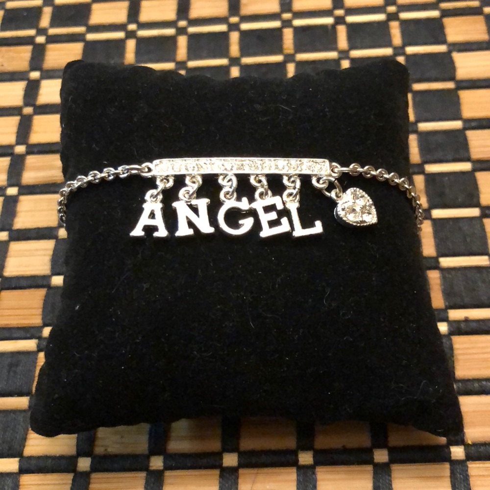 NWOT Silver tone Angel Ankle Bracelet